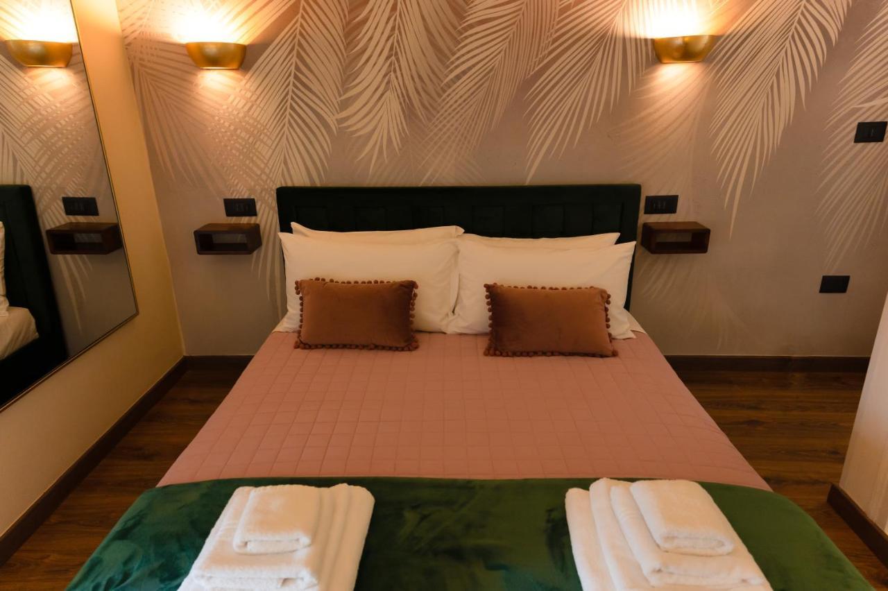 5 Sensi - Vasca Idromassaggio, Terrazzo, Fibra Ultraveloce, Parcheggio Coperto Su Richiesta Hotel Cosenza Bagian luar foto
