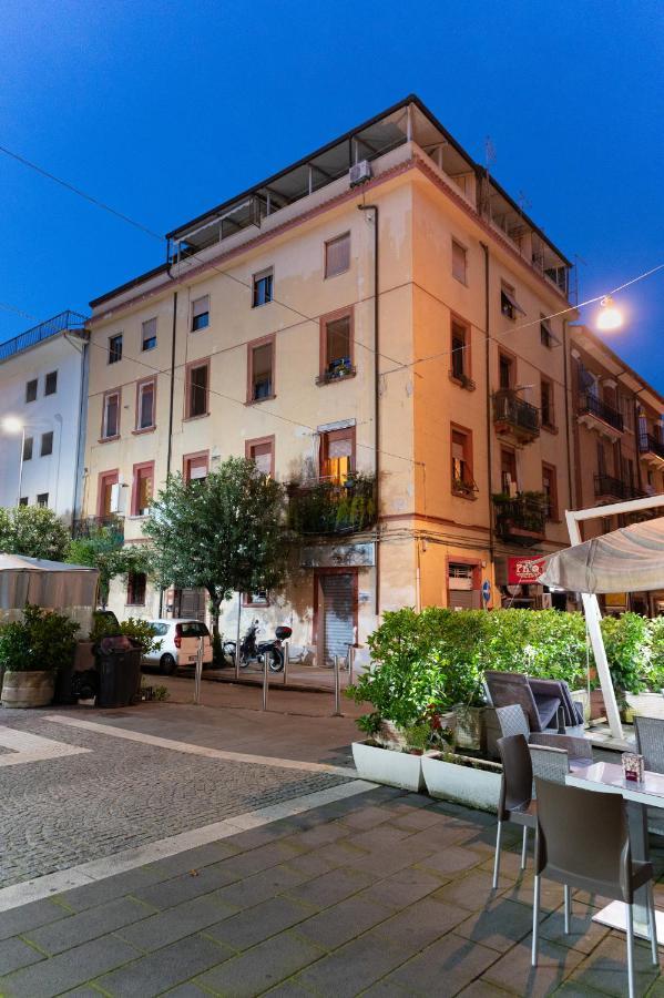 5 Sensi - Vasca Idromassaggio, Terrazzo, Fibra Ultraveloce, Parcheggio Coperto Su Richiesta Hotel Cosenza Bagian luar foto